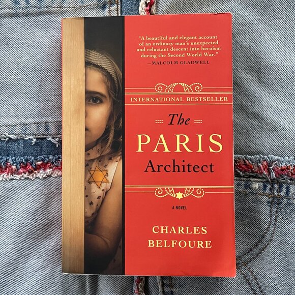 The Paris Architect A Novel by Charles Belfoure Historical Fiction Book Books - Picture 1 of 2